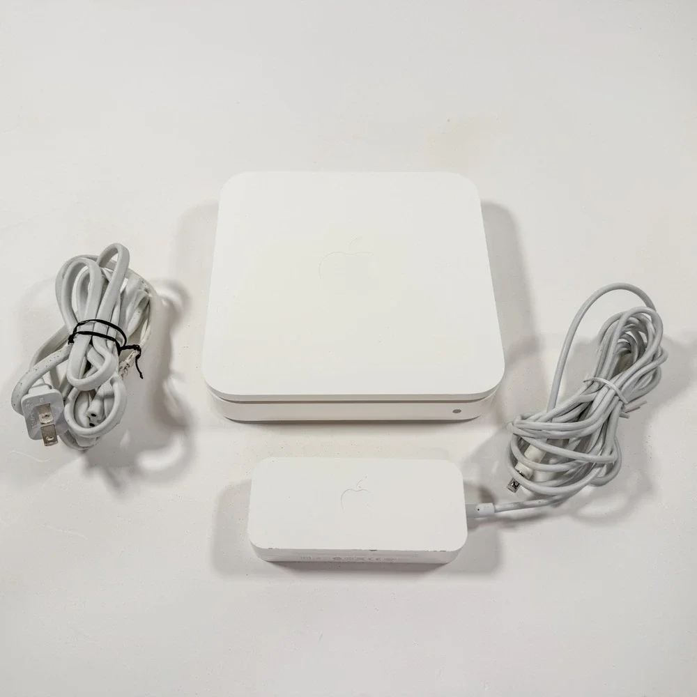 Apple AirPort Extreme‎ Base Station A1354 2nd Generation Wi-Fi Router